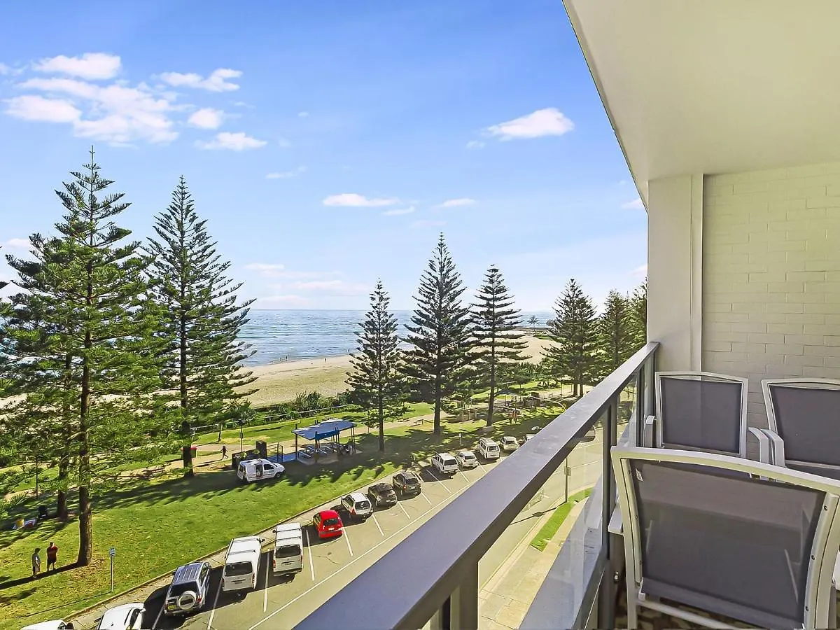 Rainbow Pacific Unit 15 Apartment Gold Coast Australia